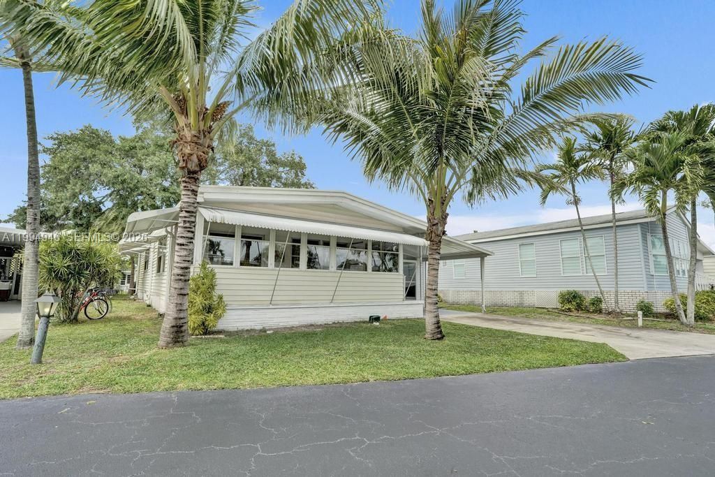 3495 Tee Terrace, Pompano Beach, FL 33069 Photo