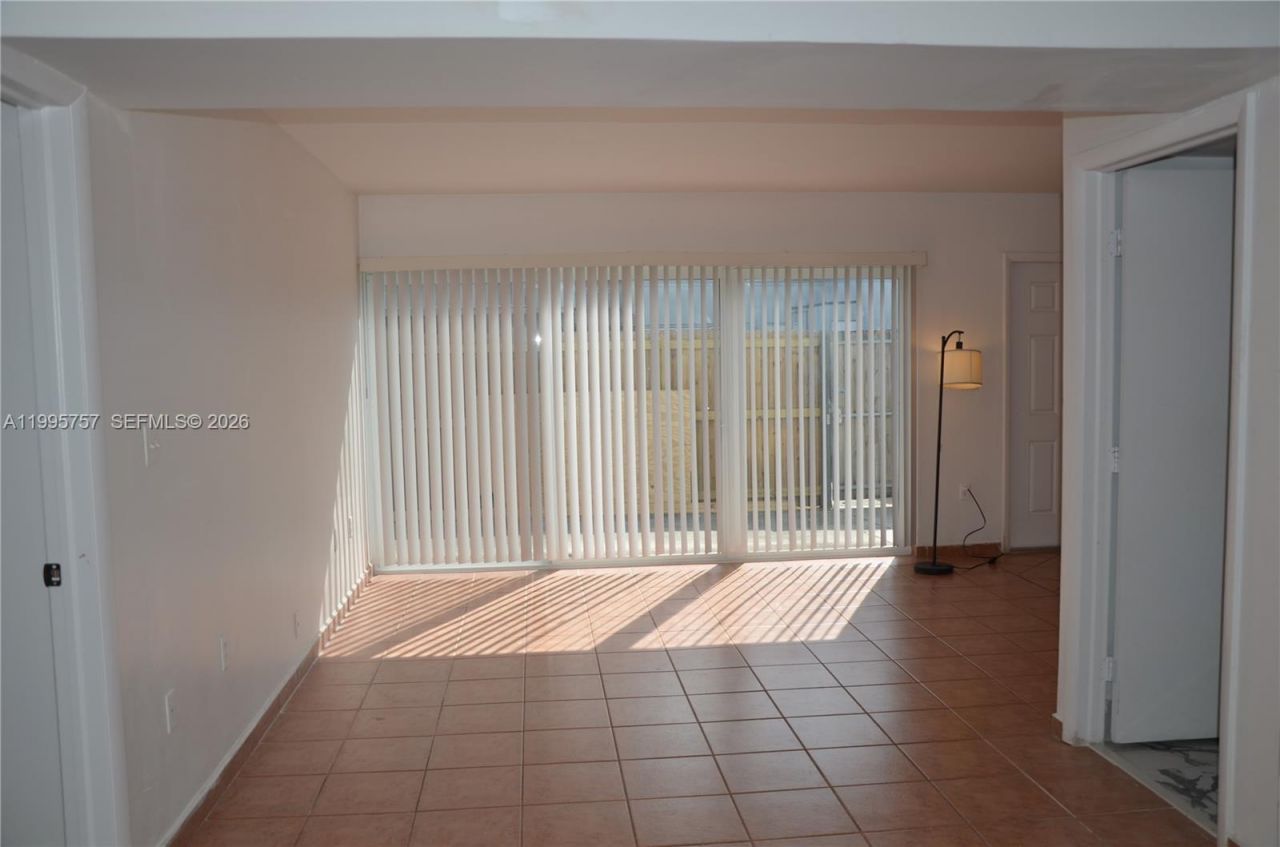 15431 SW 81st Cir Ln, Unit 56, Miami, FL 33193 Photo