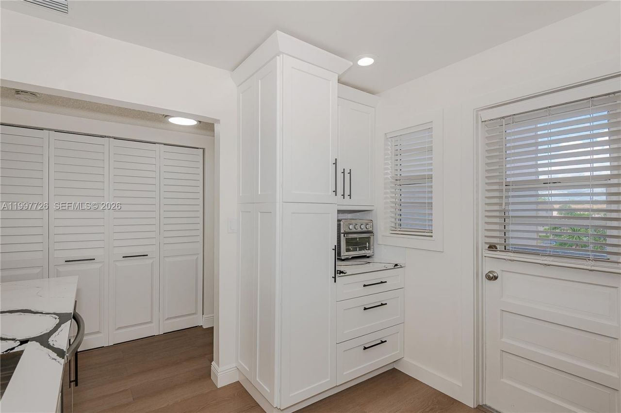 2500 SW 81st Ave, Unit 304, Davie, FL 33324 Photo