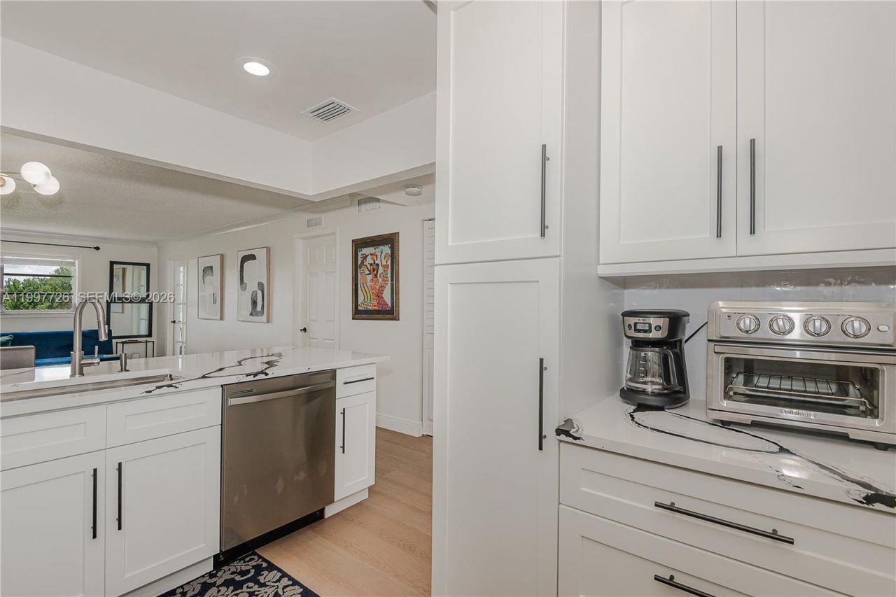 2500 SW 81st Ave, Unit 304, Davie, FL 33324 Photo