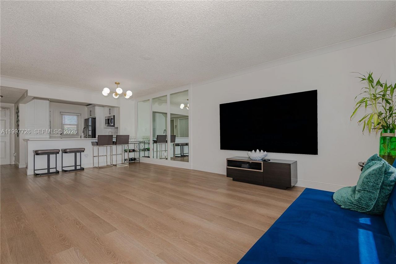 2500 SW 81st Ave, Unit 304, Davie, FL 33324 Photo