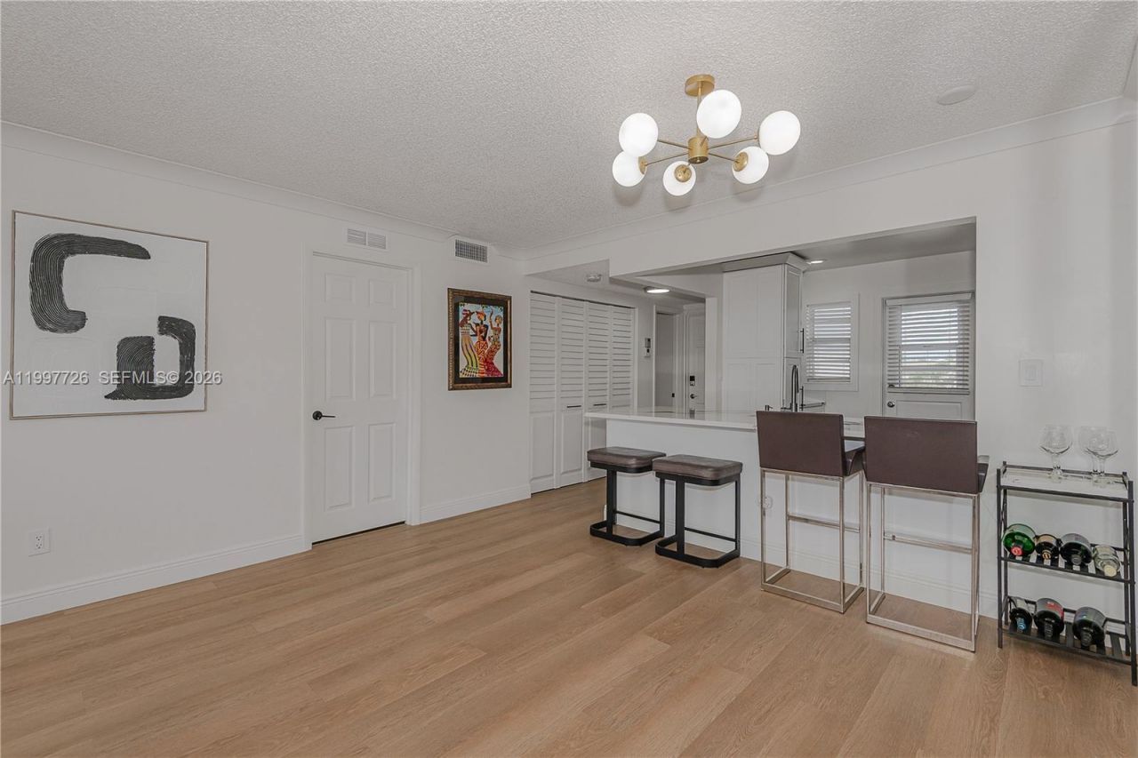 2500 SW 81st Ave, Unit 304, Davie, FL 33324 Photo