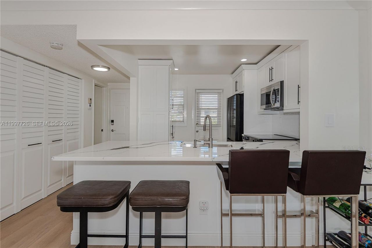 2500 SW 81st Ave, Unit 304, Davie, FL 33324 Photo