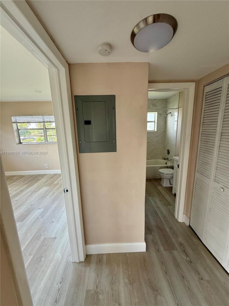 1607 Arthur St , Unit 304, Hollywood, FL 33020 Photo