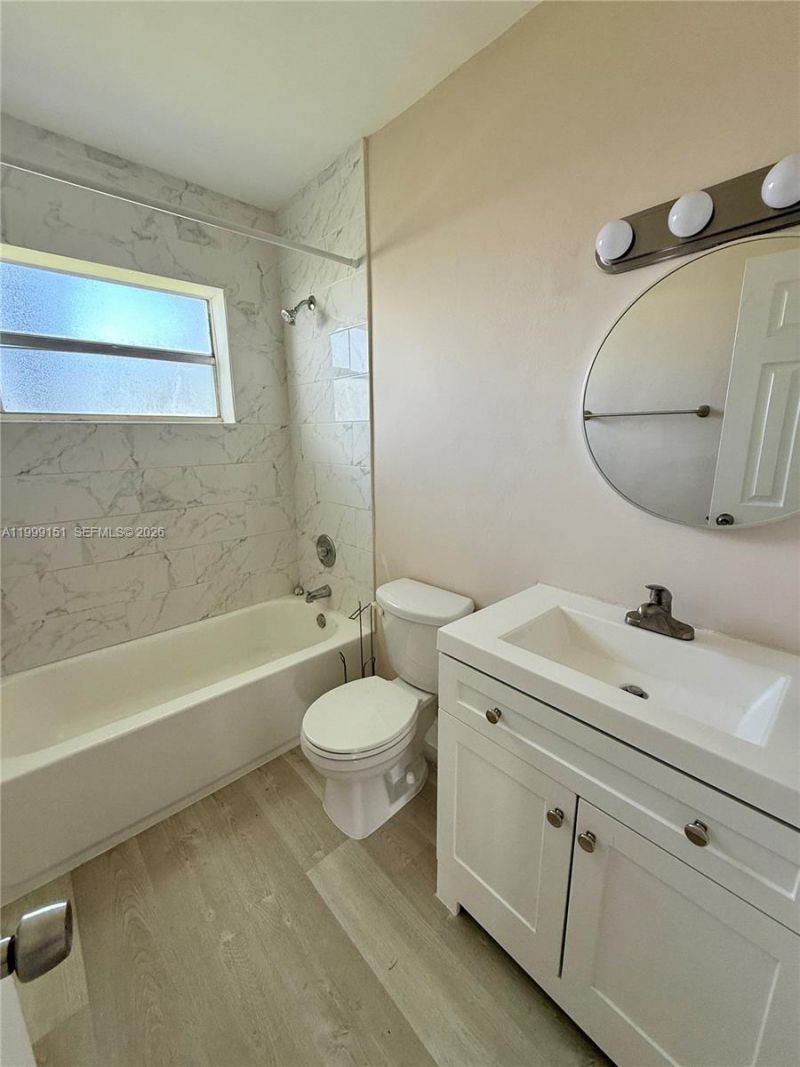 1607 Arthur St , Unit 304, Hollywood, FL 33020 Photo