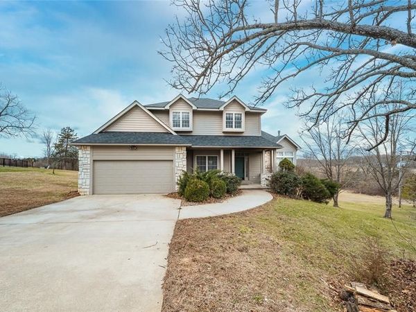 495 Countryside Drive , Rolla, MO 65401