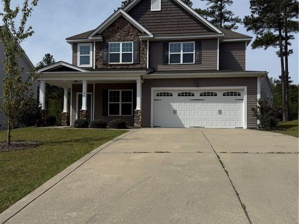 60 Wildlife Bridge Court, Spring Lake, NC 28390