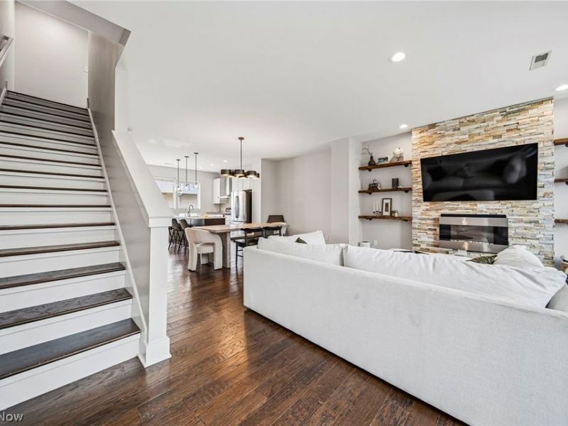 1245 W 75th Street , Unit D-1245, Cleveland, OH 44102 Photo 8