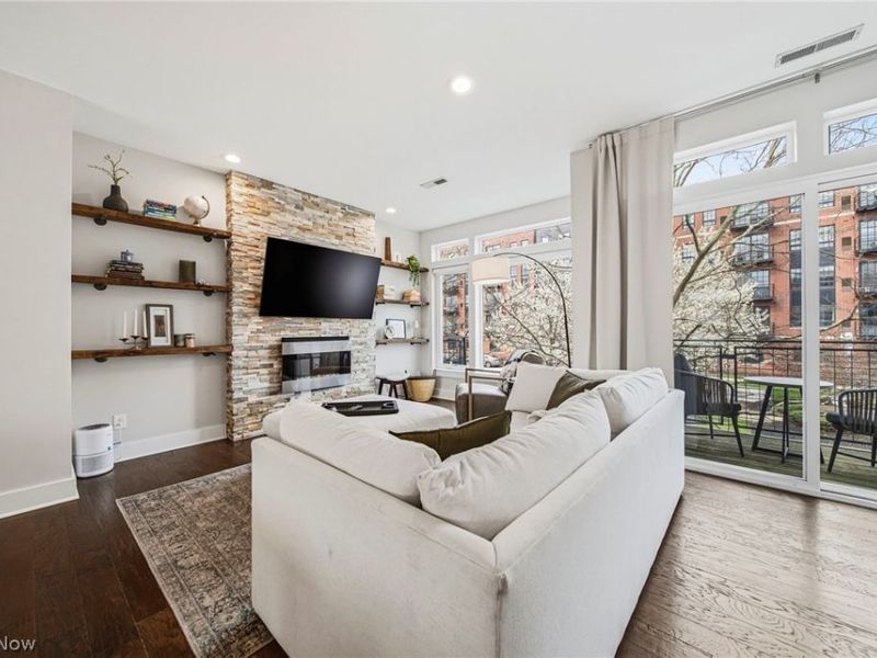 1245 W 75th Street, Unit D-1245, Cleveland, OH 44102 Photo 9