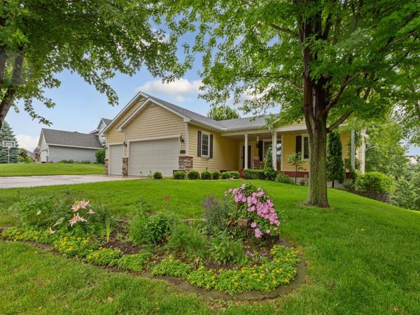 1809 Michigan Drive, Northfield, MN 55057