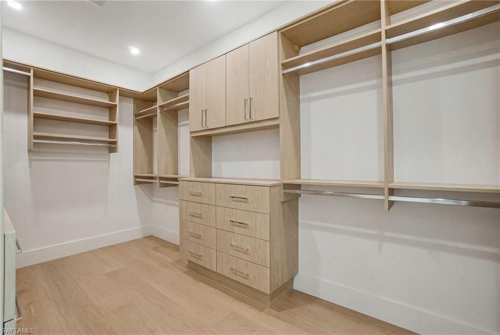 264 8th Ave S, Naples, FL 34102 Photo