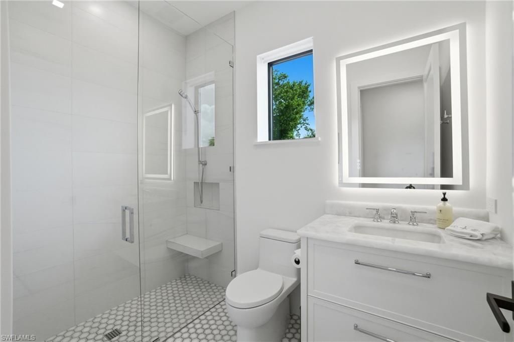 264 8th Ave S, Naples, FL 34102 Photo