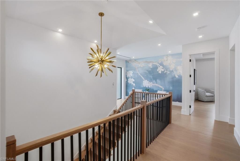 264 8th Ave S, Naples, FL 34102 Photo