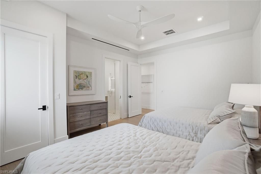 264 8th Ave S, Naples, FL 34102 Photo