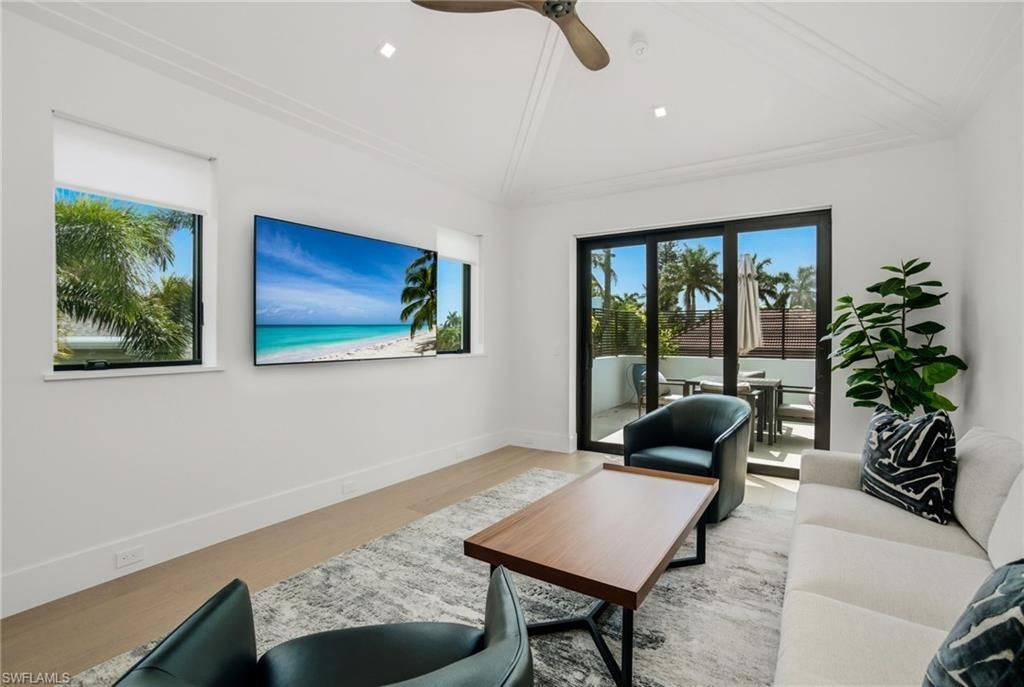 264 8th Ave S, Naples, FL 34102 Photo