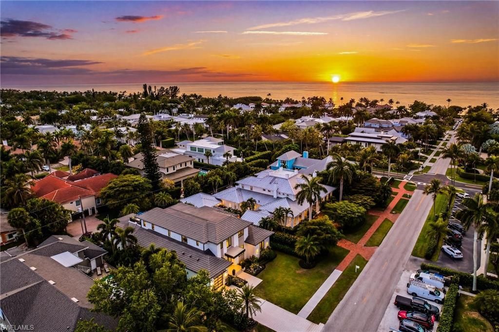 264 8th Ave S, Naples, FL 34102 Photo