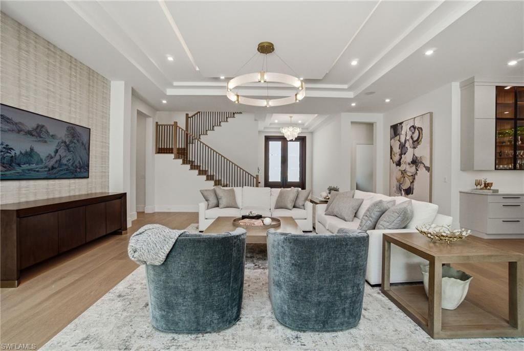 264 8th Ave S, Naples, FL 34102 Photo