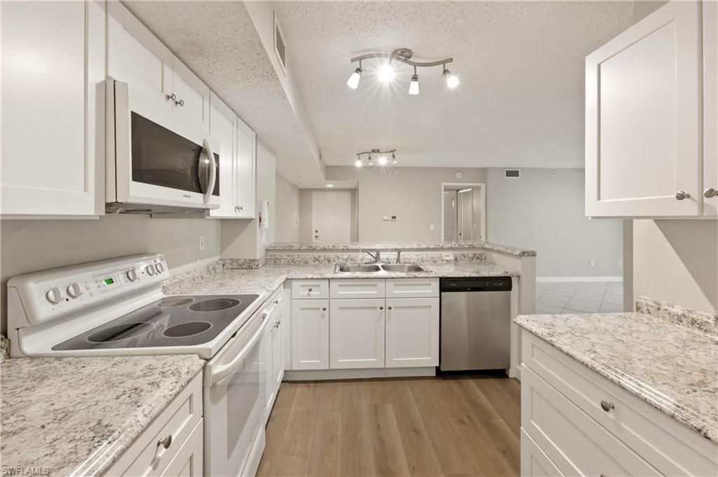 1865 Florida Club Dr , Unit 6110, Naples, FL 34112 Photo