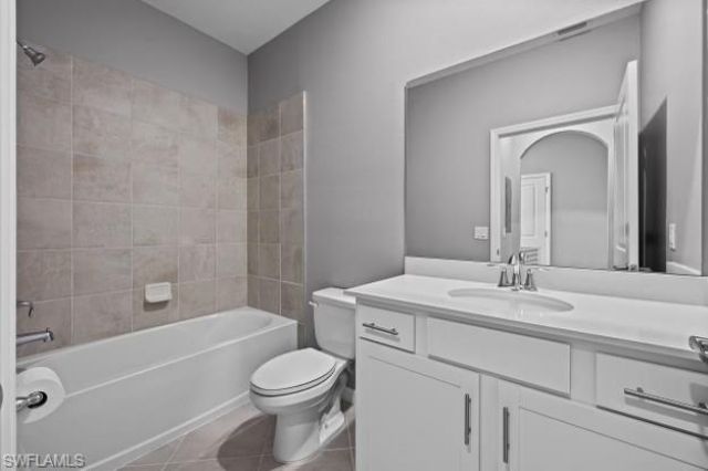 5629 Double Eagle Cir , Unit 4241, Ave Maria, FL 34142 Photo