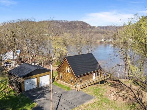 148 1st St, Georgetown, PA 15043