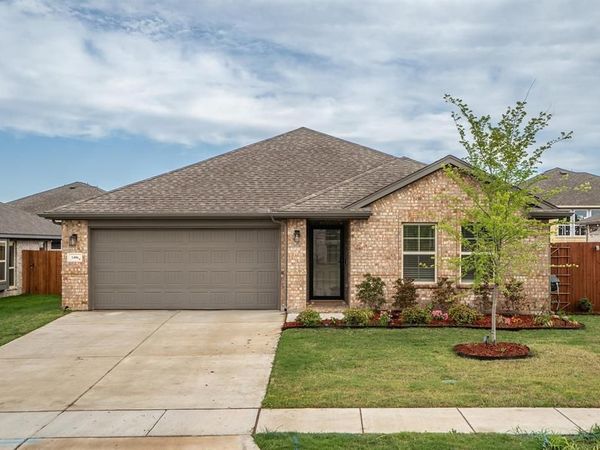 1406 Quail Creek Drive, Cleburne, TX 76033