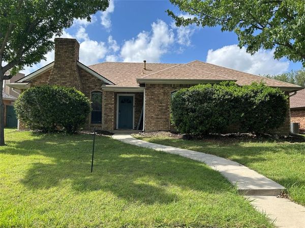 3125 Tina Street , Sachse, TX 75048