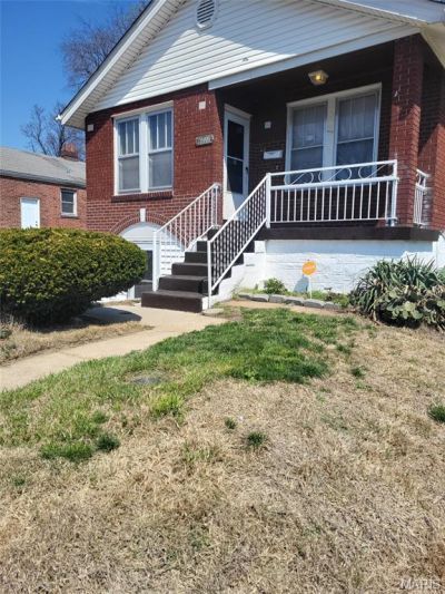 6033 Grimshaw Avenue, Pine Lawn, MO 63120 Main Photo