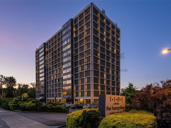 1101 N Elm Street , Unit 305, Greensboro, NC 27401