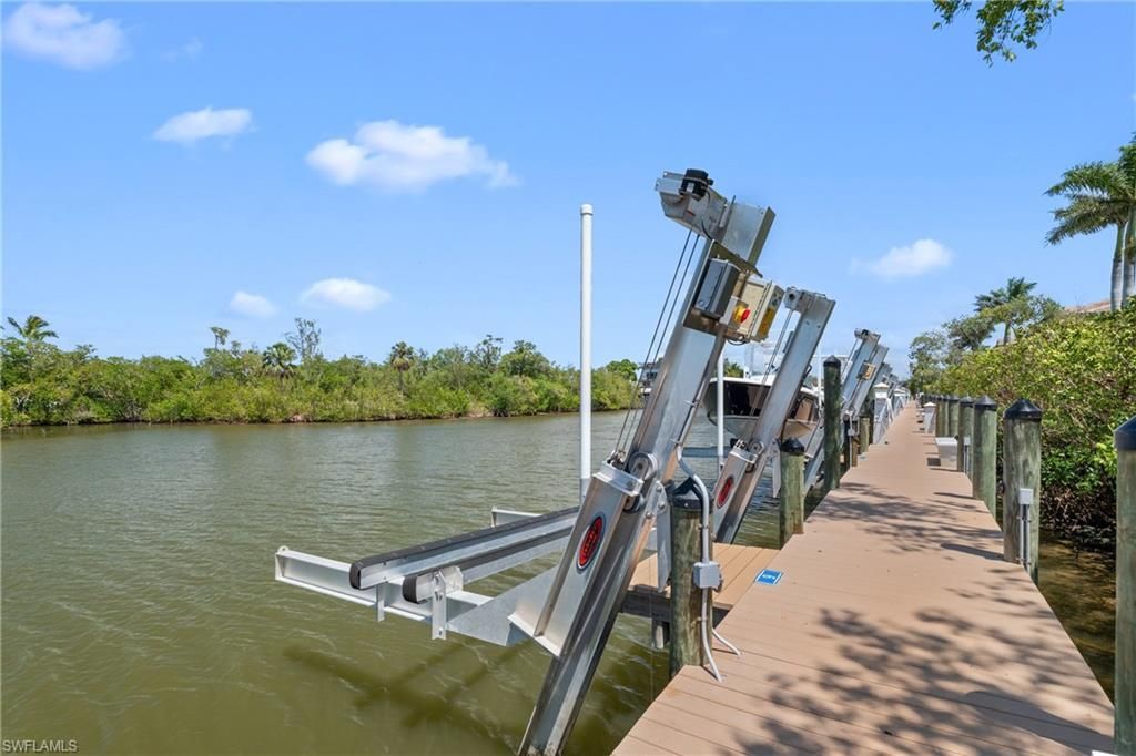 2488 Breakwater Way , Unit 102, Naples, FL 34112 Photo