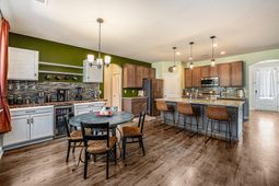 119 Clark Lane photo 4