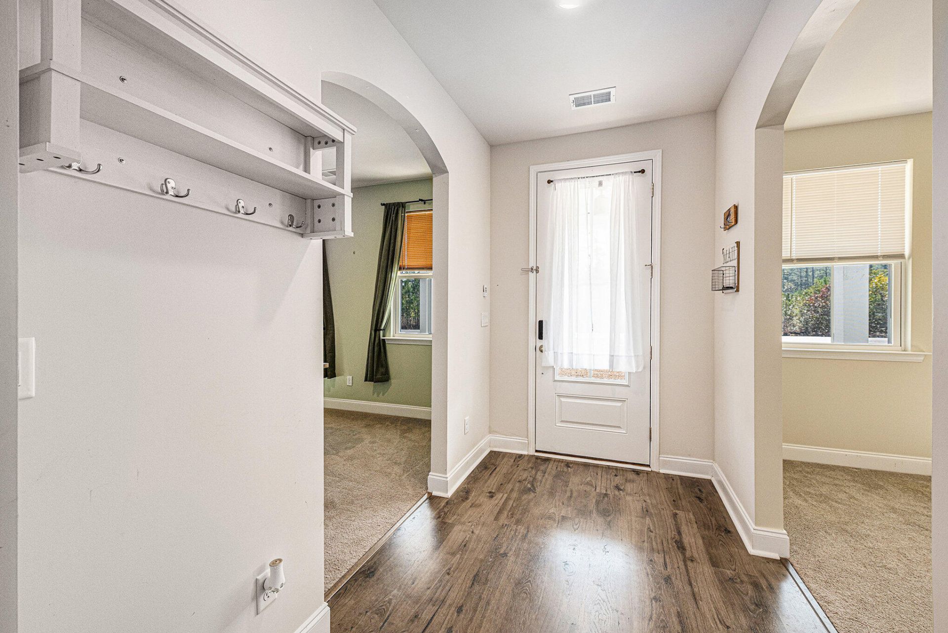 119 Clark Lane Photo 8