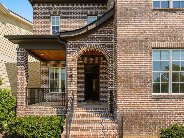 2621 Barclay Dr , Nashville, TN 37206