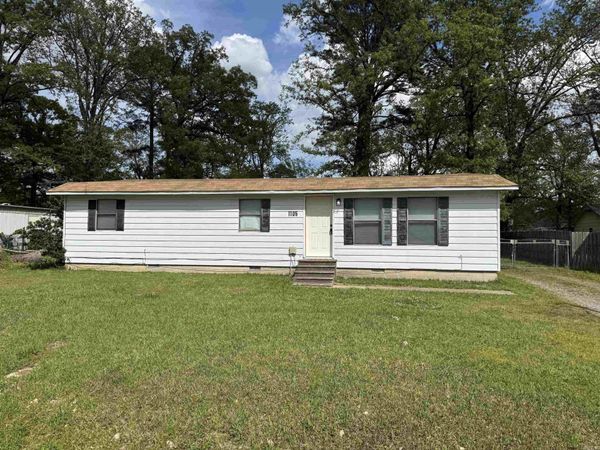 1105 Nancy St , White Hall, AR 71602