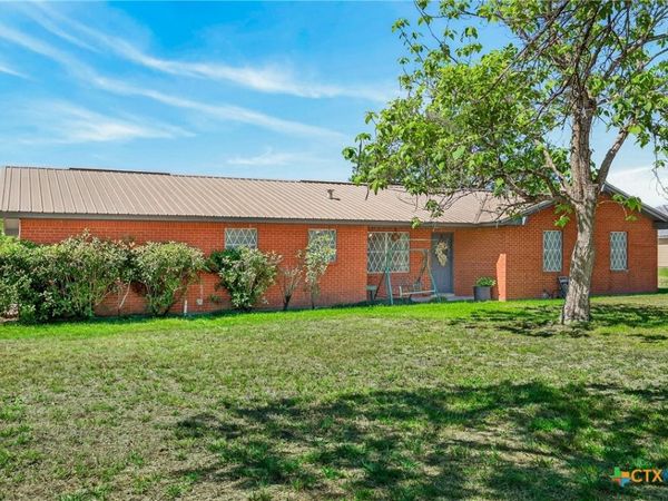 5353 US Highway 90a , Gonzales, TX 78629