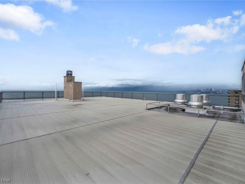 12520 Edgewater Drive, Unit 806, Lakewood, OH 44107 Photo 33