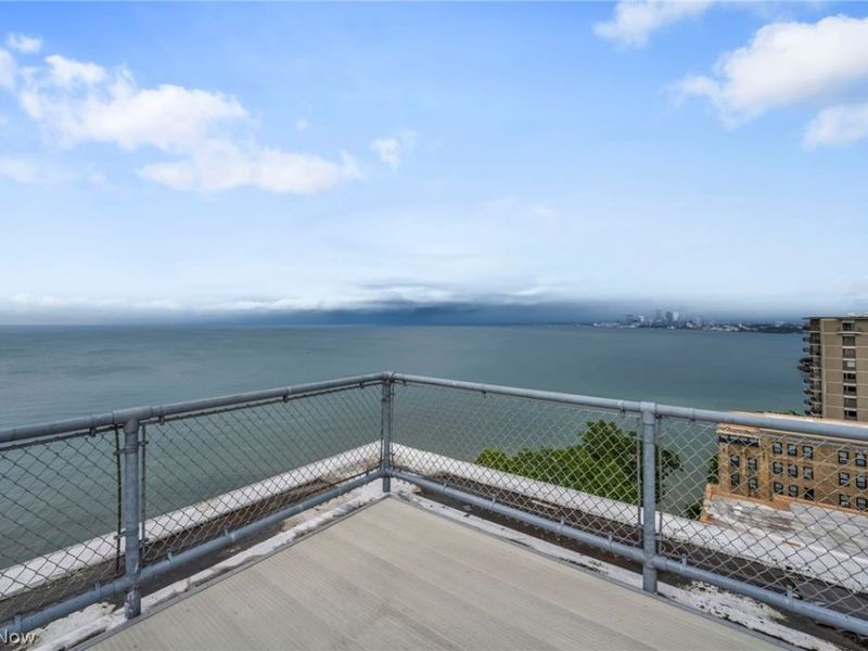 12520 Edgewater Drive, Unit 806, Lakewood, OH 44107 Photo 34