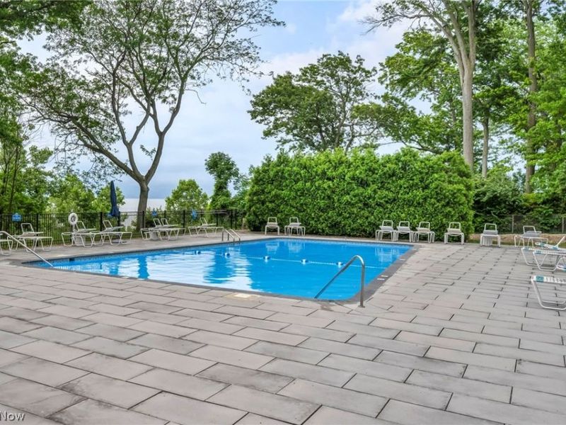 12520 Edgewater Drive, Unit 806, Lakewood, OH 44107 Photo 35