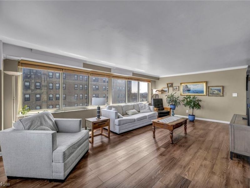 12520 Edgewater Drive, Unit 806, Lakewood, OH 44107 Photo 8