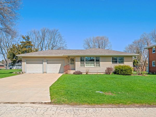 356 E Ann Street , Somonauk, IL 60552