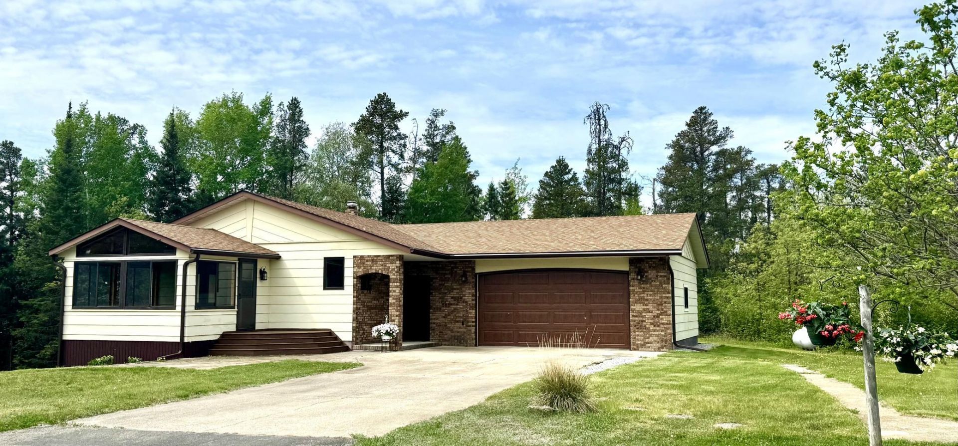 56072 350th Street, Warroad, MN 56763