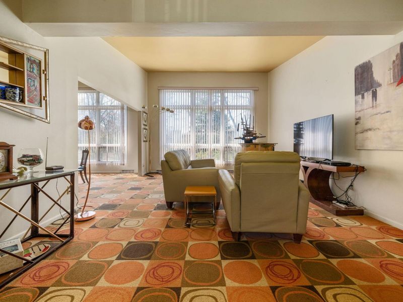 5973 Rock Hill Road, Columbus, OH 43213 Photo 24