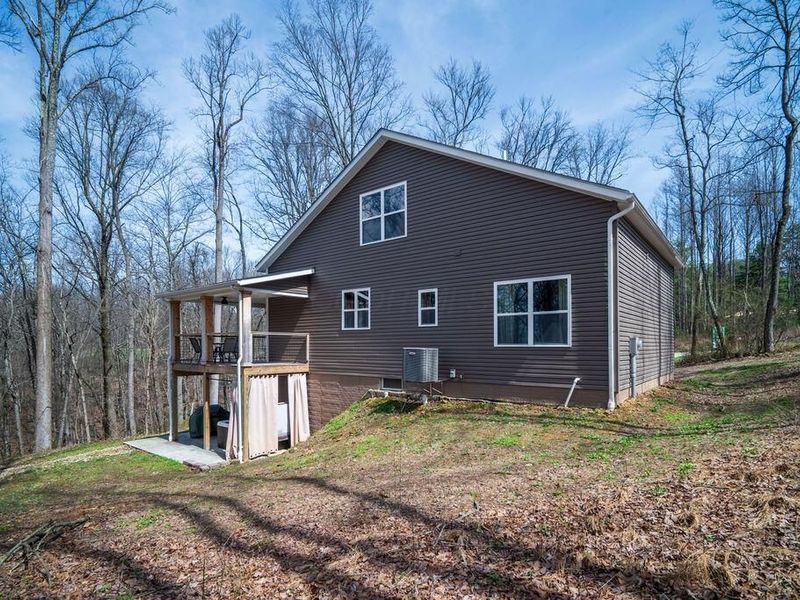 12861 Jack Run Road, Rockbridge, OH 43149 Photo 28