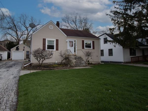 1953 WISCONSIN Avenue , Downers Grove, IL 60515