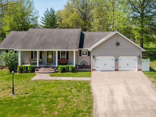 105 N Dent Street, Carterville, IL 62918