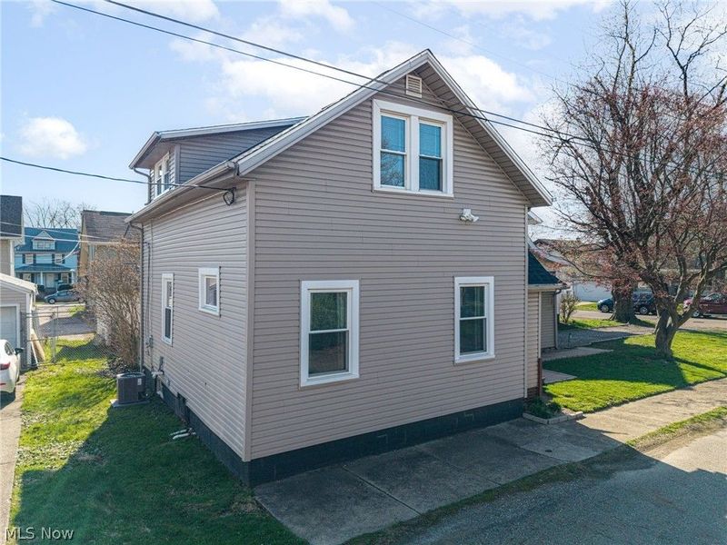 3115 2nd Street NW, Canton, OH 44708 Photo 4