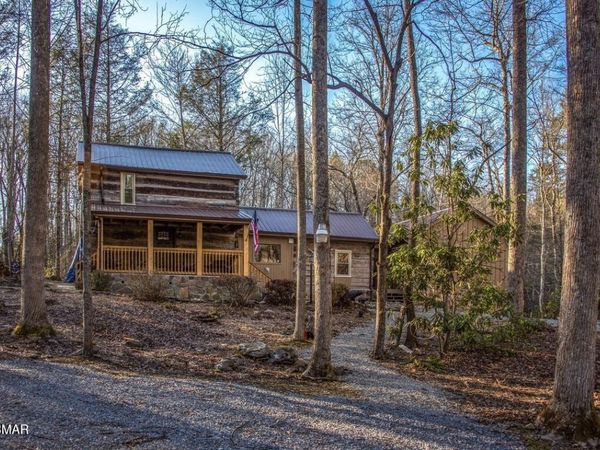 125 Cricket Hollow Way, Cosby, TN 37722