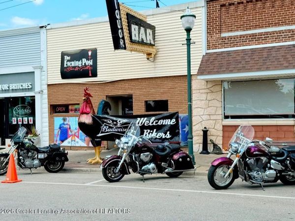 114 W 4th Street, Clare, MI 48617