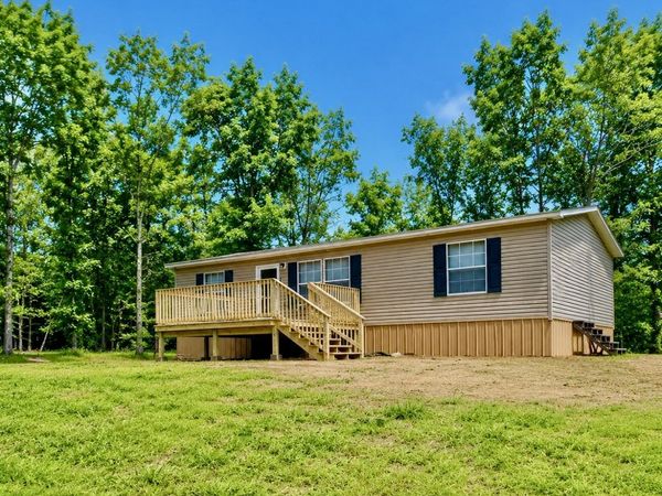 204 County Road 906, Etowah, TN 37331
