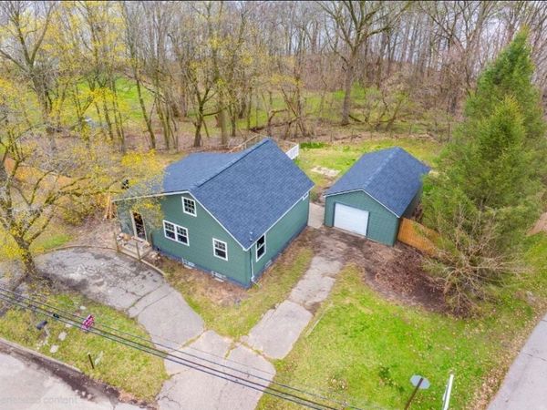 2356 Mount Olivet Road, Kalamazoo, MI 49004