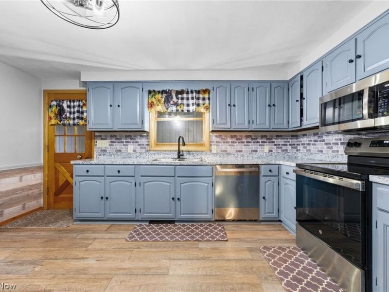 4921 18th Street NW, Canton, OH 44708 Photo 8